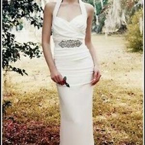 Nicole MillerWomen's antique White Marilyn Solid Ruched Halter Gown sz 8